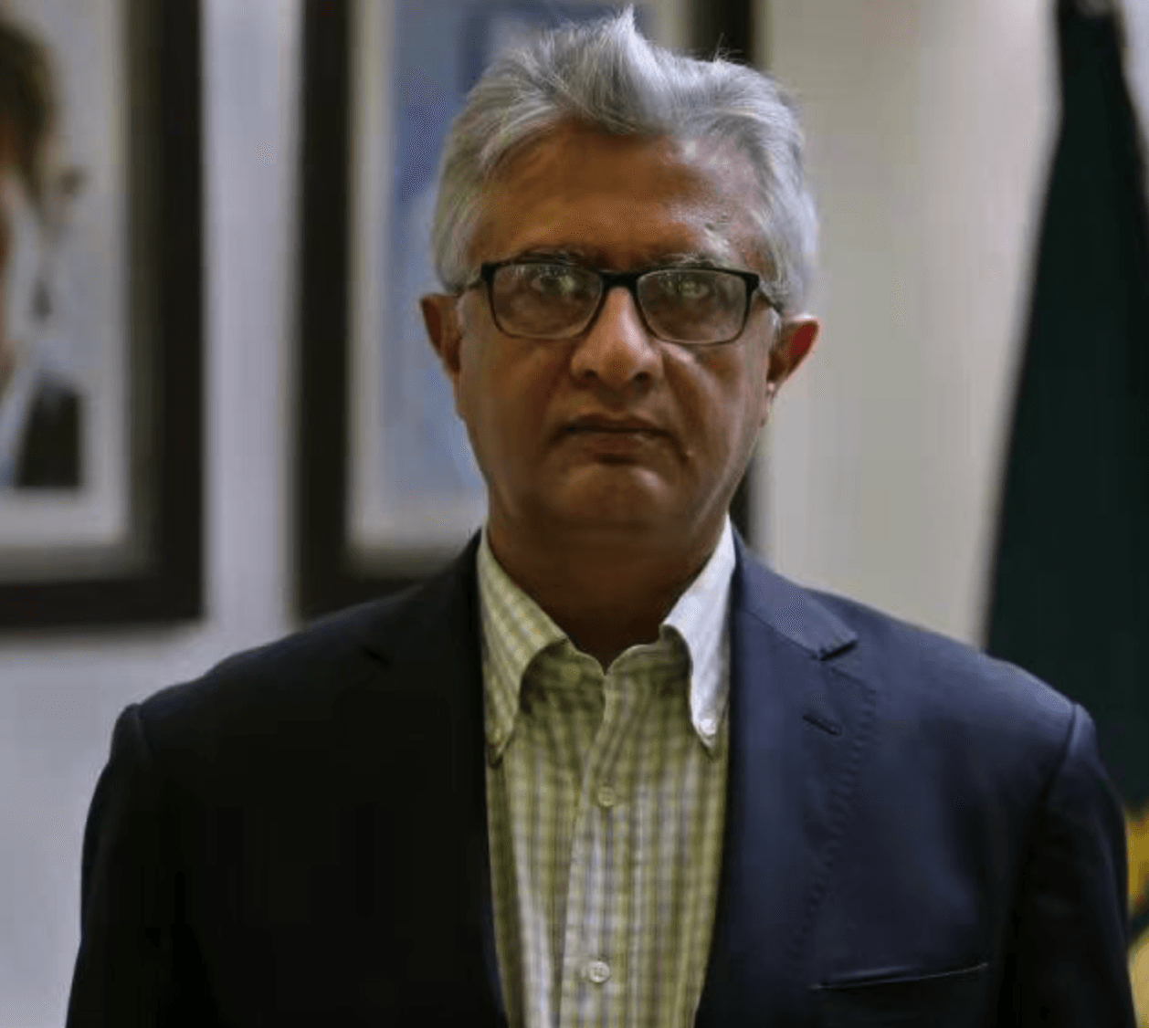 費(fèi)薩爾·蘇爾坦 